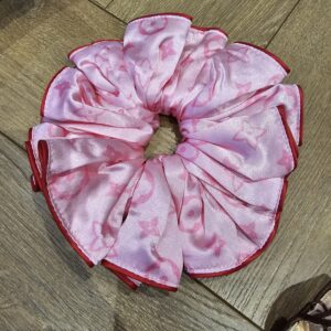 Giant inspired scrunchy