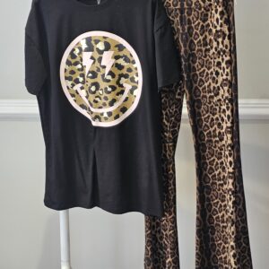 Leopard smiley tee